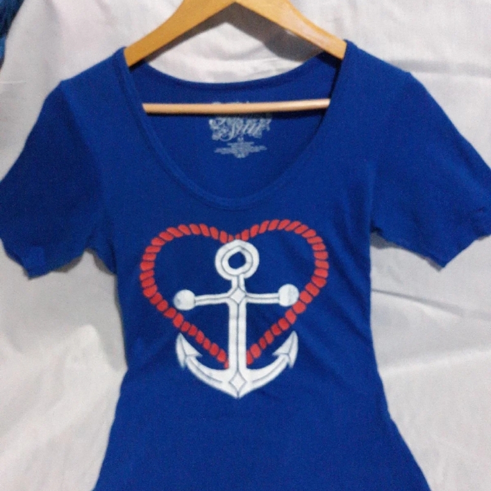 Anchor shirt